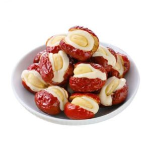 chinese dates cashew puffs